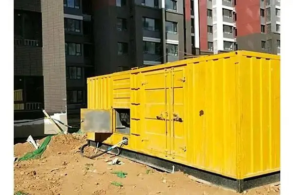霍城发电机租赁中燃油压力过低会对发动机的哪些部件造成损坏？